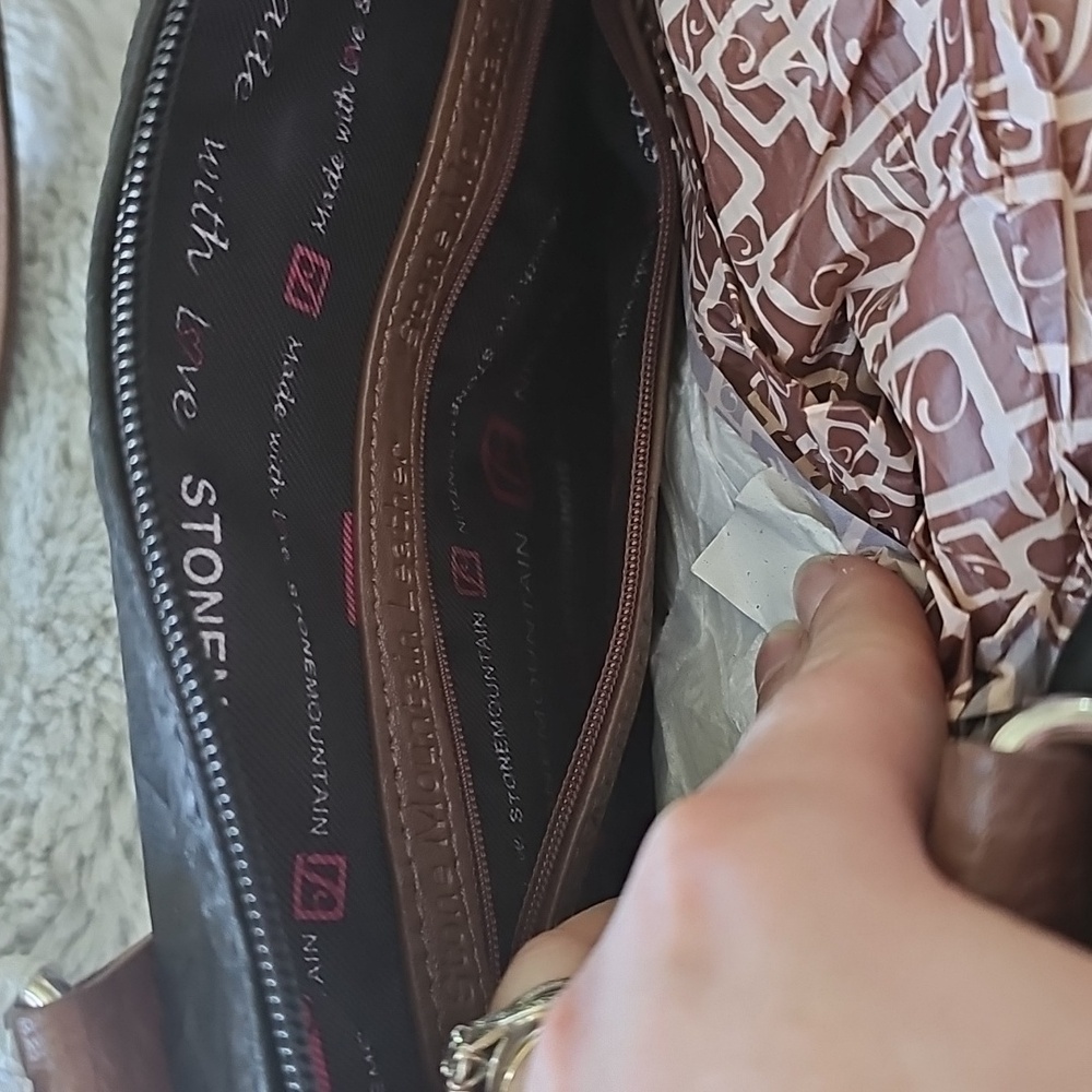 NWT Stone Mountain Long Beach Satchel Purse Leather Shoulder Bag Black - Picture 7 of 13
